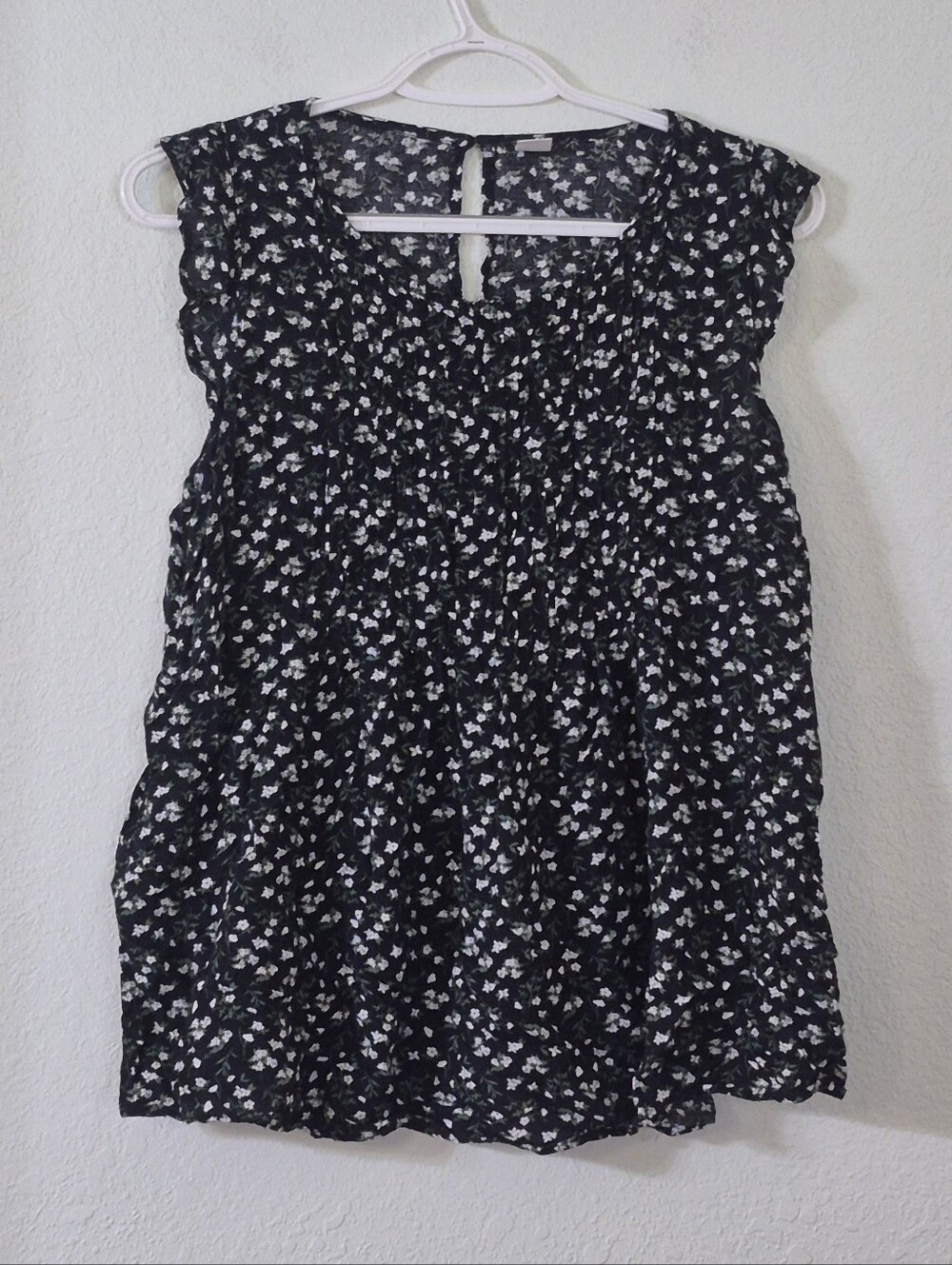 Old Navy Black Floral Ruffle Sleeveless Camisole